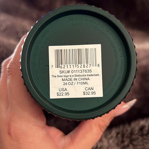 Starbucks studded Venti hombre cup - Picture 3 of 3